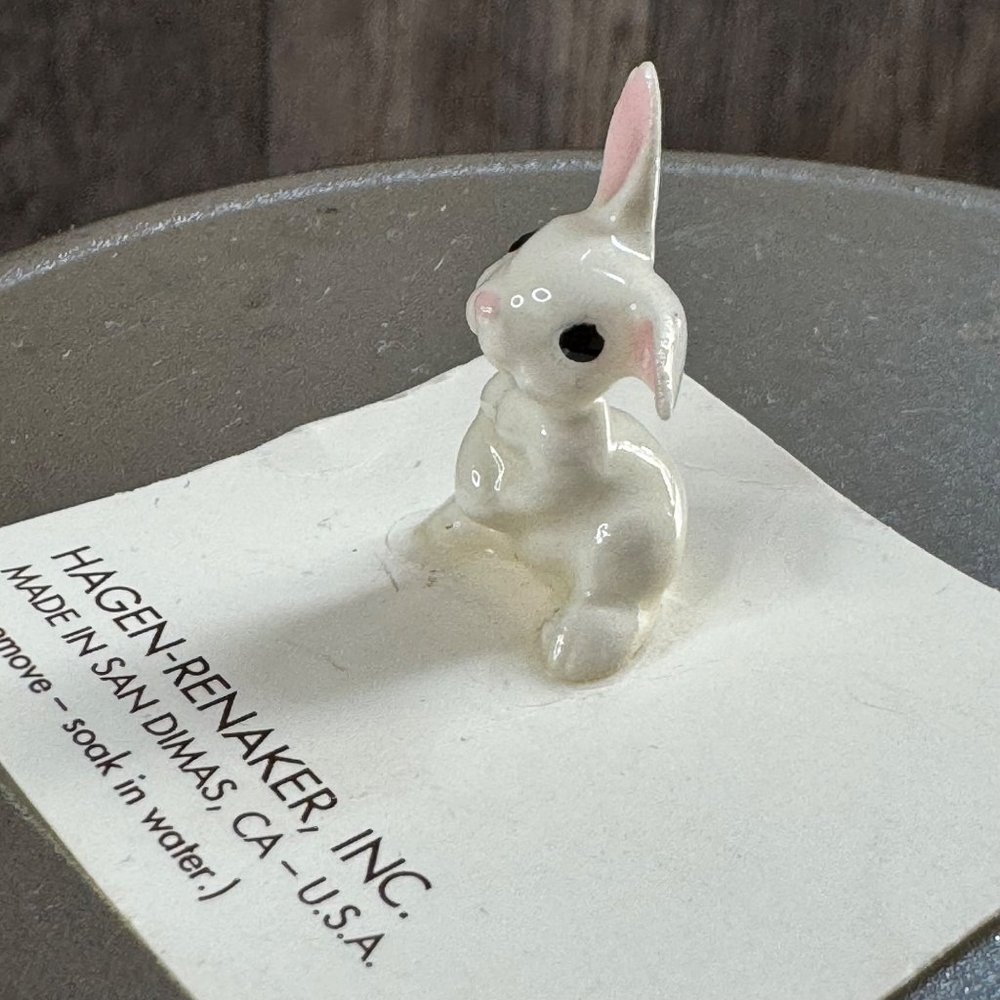 New Vintage Hagen Renaker Miniature Rabbit Bunny Figurine 1989 USA 1 1/8 inches - Picture 3 of 9
